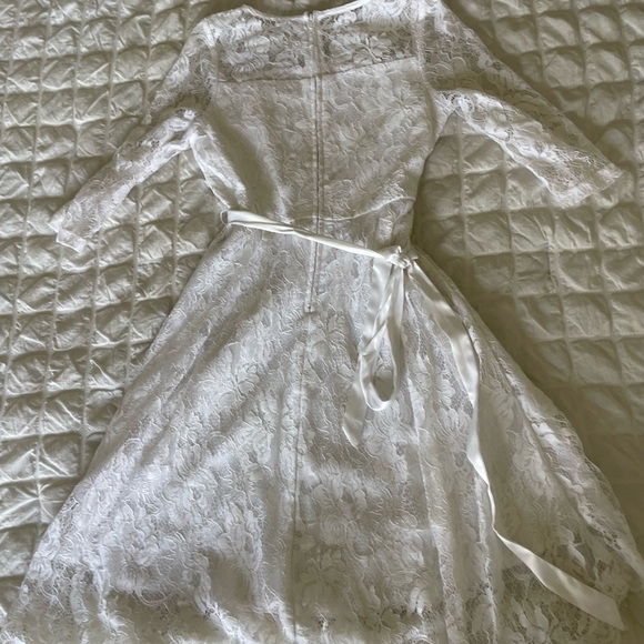 Us Angels White A-line Bell Sleeve Mock Lace Neck Dress - Picture 7 of 8